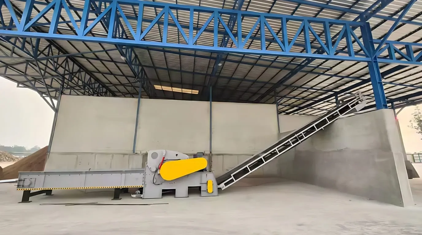 FS1100 — broyage de troncs d'arbre et dosses