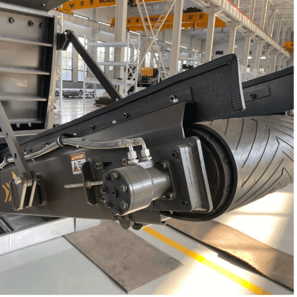 EB-50 — convoyeur et broyeur concasseur