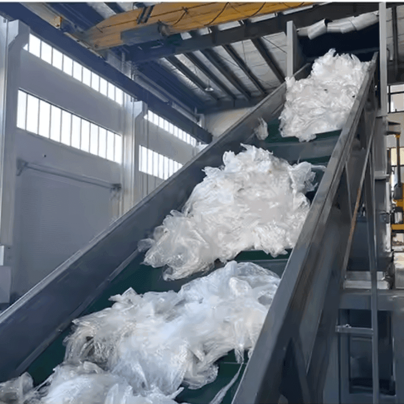Plastpro15 — convoyeur pour broyage de plastiques